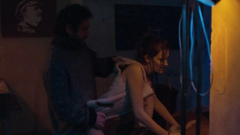 Barbora Janova - Lover Scenes in Cirkus Bukowsky s02e03 (2014)