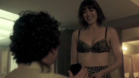 Mary Elizabeth Winstead - Lover Scenes in Fargo s03e05 (2017)