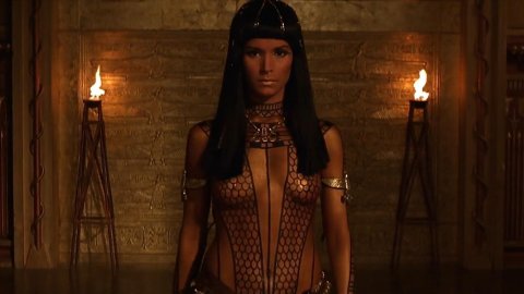 Patricia Velasquez - Lover Scenes in The Mummy (1999)