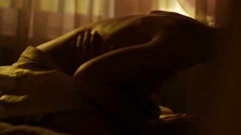 Cecilia Hall, Louise Nyvall - Lover Scenes in Farang s01e01 (2018)