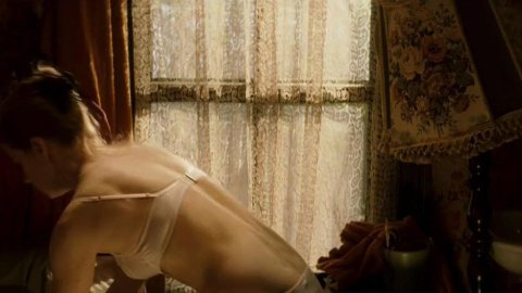 Amy Adams - Lover Scenes in Leap Year (2010)