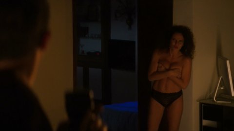 Rebecca Azan - Lover Scenes in Huge in France s01e01 (2019)